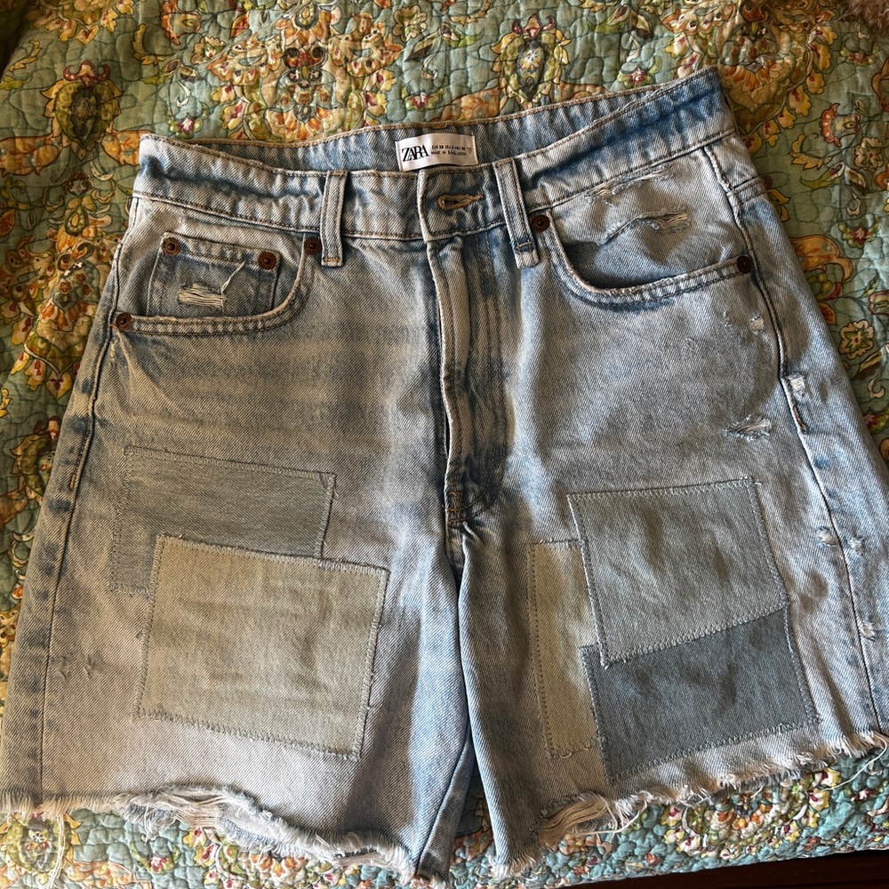 Zara M Light Blue Denim Shorts